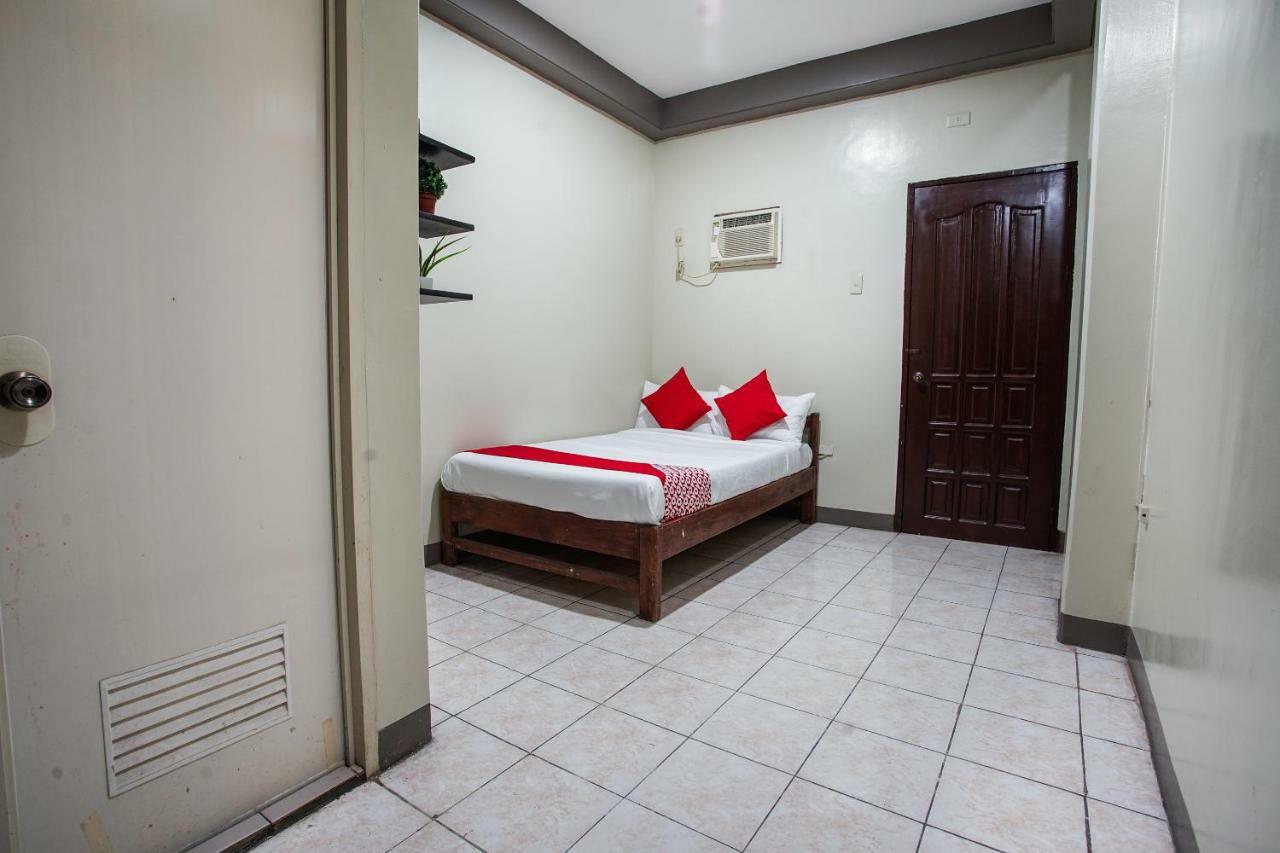 Oyo 192 Tcc Condo-Hostel Davao City Exterior foto