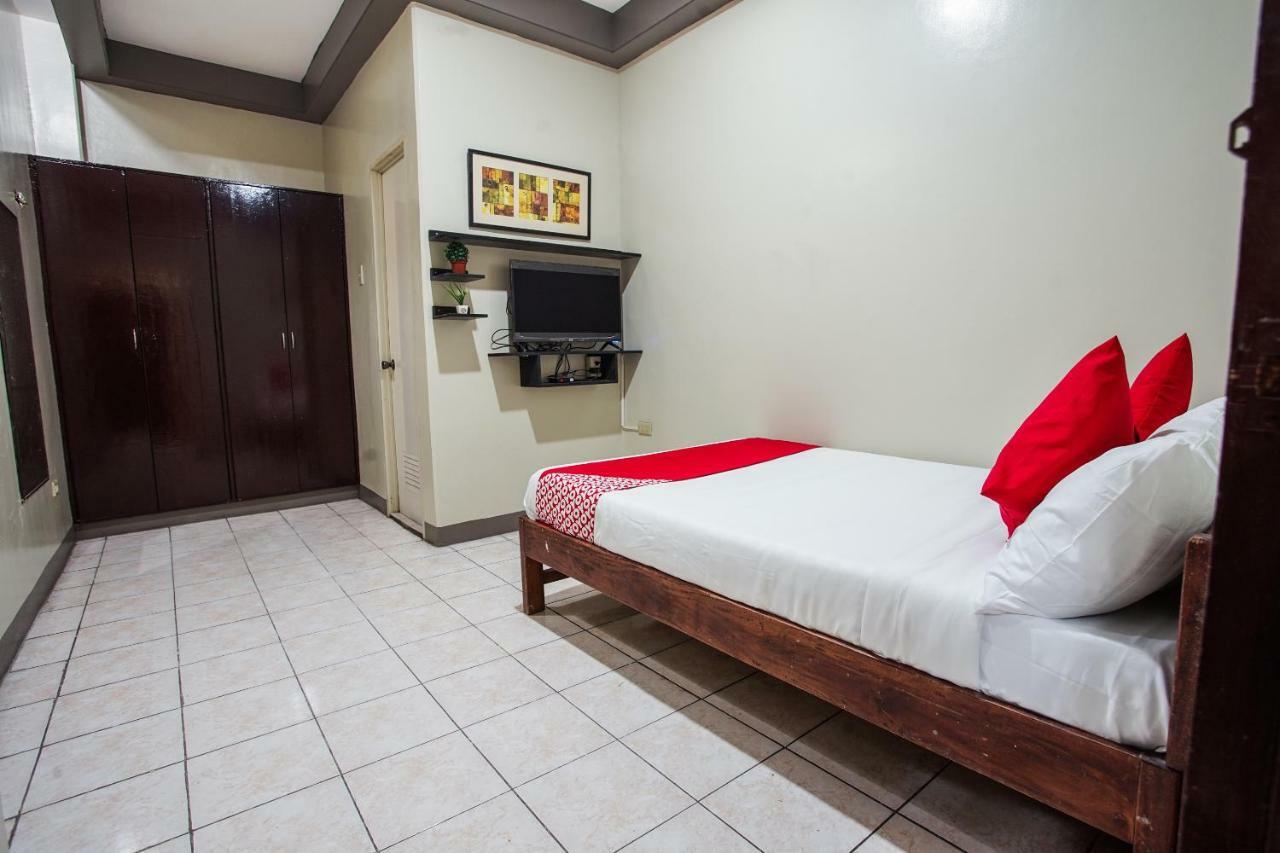 Oyo 192 Tcc Condo-Hostel Davao City Exterior foto